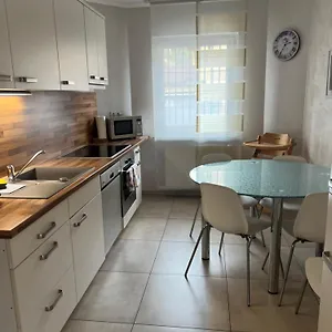  Appartamento Home- Business Apartment, Private Parking Free